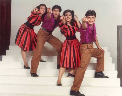 Andaz Apna Apna, Salman Khan Photo, Raveena Tandon, Karisma Kapoor, 90s Bollywood, Soft Boy, Ensemble Cast, Aamir Khan, Weekend Party