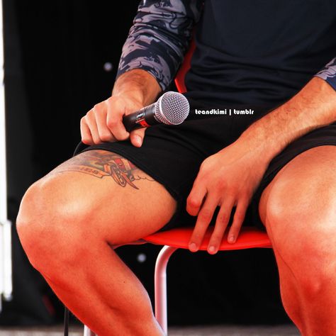 Daniel Ricciardo Daniel Ricciardo Rose Tattoo, Daniel Ricciardo Tattoo, Thigh Tat, Daniel Ricciardo, Iconic Photos, Rose Tattoo, Thigh Tattoo, Leg Tattoos, Polynesian Tattoo