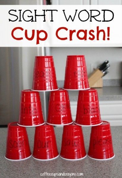 Gross Motor Sight Word Game: Cup Crash!  Read each word on the cup and then stack them up to make a tower.  Then take a ball and knock it down! Kindergarten Sight Word Games, Buah Tin, Sight Word Fun, Teaching Sight Words, Tricky Words, Reading Games, Sight Words Kindergarten, Sight Word Practice, Sight Word Activities