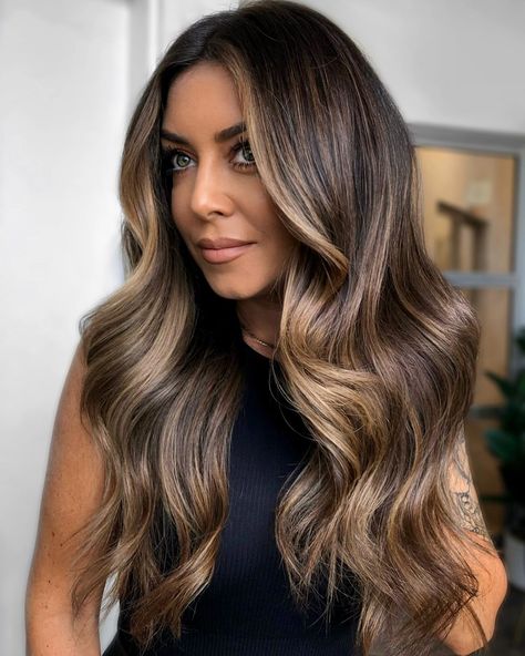 Nikki ✨ What we did today: face framing highlights + lowlights to add some depth + added warmth to her tone for that perfect brunette… | Instagram Money Piece Hair, Perfect Brunette, Money Piece, Fall Hair Color For Brunettes, Brunette Balayage Hair, Burgundy Hair, Balayage Brunette, Brown Hair With Highlights, Fall Hair Colors