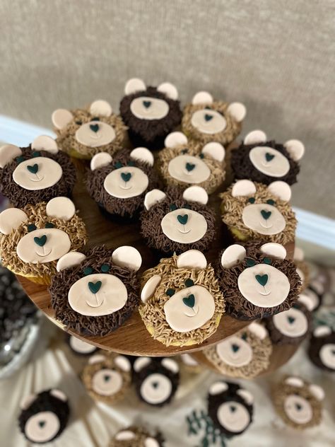 Bear Pull Apart Cupcakes, Beary First Birthday Smash Cake, Beary First Birthday Cupcakes, Bear Themed Cupcakes, Bear Birthday Cupcakes, We Can Bearly Wait Cupcakes, Teddy Bear Cupcakes Ideas, Bear Cupcakes Ideas, Bear Baby Shower Cupcakes