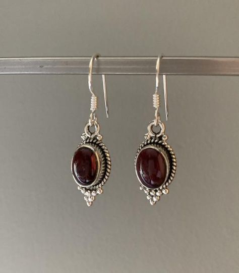 Scarlett Dragna, Thrifting Inspiration, Garnet Earrings Silver, Stephanie Garber, Jewellery Diy, Earrings Matching, Indie Jewelry, Necklace Ideas, Earrings Teardrop