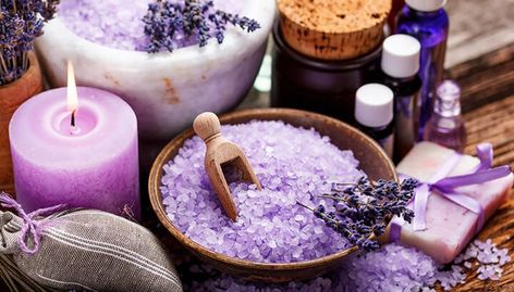 Lavender oil can be used for health and beauty. Witchy Inspiration, Lavender Oil For Skin, Lavender Spa, Lavender Benefits, Lavender Bath, Lavender Aesthetic, Bath Items, Lovely Lavender, Lavandula Angustifolia