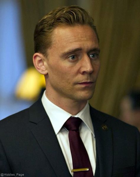 Jonathan Pine The Night Manager, Jonathan Pine, Night Manager, Thomas William Hiddleston, Loki Laufeyson, Tom Hiddleston Loki, Smash Cake, Carlisle, Tom Hiddleston