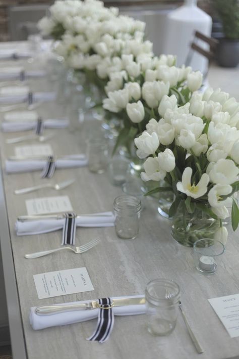 Tulip Tablescape, Tulips Table Setting, White Tulip Table Decor, Tulip Table Setting, Dinner Party Tablescapes Elegant, Tulips For Wedding Table, White Tulips Table Decor, Wedding Table Tulips, Tulip Wedding Centerpieces