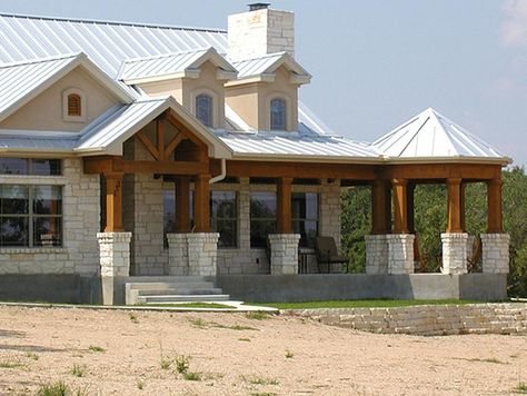 Unique Ranch House w/ Steel Roof & Wrap-Around Porch! (HQ Plans & Pictures) | Metal Building Homes Ranch House Exterior, Country Style House Plans, Austin Homes, Casa Exterior, Country House Plan, Traditional House Plans, Ranch Style Homes, Ranch House Plans, Wrap Around Porch