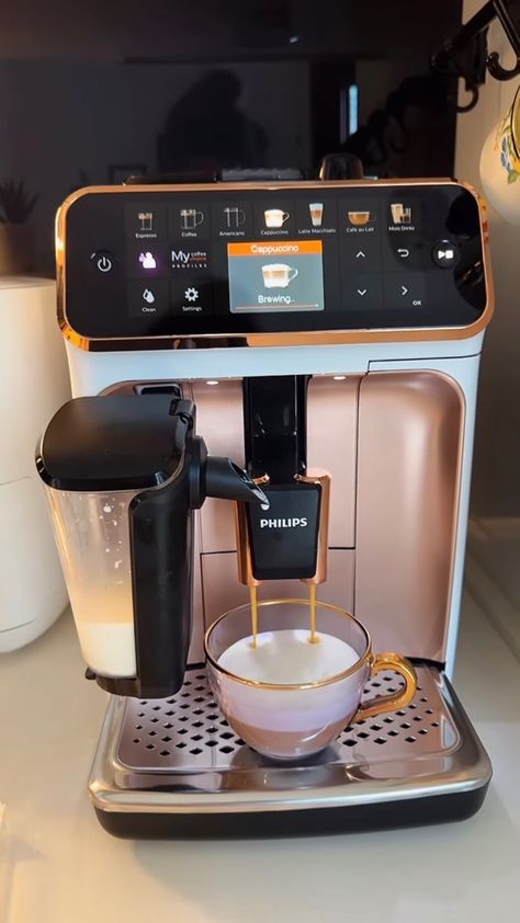 Philips Coffee Machine, Vending Machines For Sale, Coffee Vending Machines, Coffee Maker Machine, Best Coffee Maker, Home Coffee Bar, Vending Machines, Coffee Corner, Free Coffee