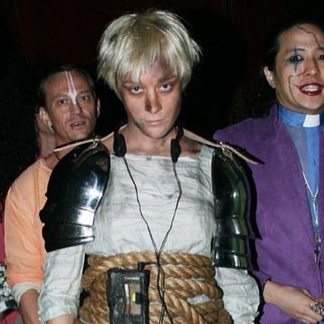 Indie Sleaze on Instagram: "c’est l’halloween 1. Chloe Sevigny as The Smiths’ Joan of Arc with Headphones (plus the late & great Ben Cho as the Joker in the background), 2007 2. Natasha Khan of Bat For Lashes as Donnie Darko, 2008 3. Agyness Deyn & Alexa Chung as Wayne & Garth of Wayne’s World, 2009 4. Grimes as a Jester/Butterfly?, 2010 5. Lovefoxxx of CSS as Tru Blood Vamp, 2008 6. Carl Barat as Adam and the Ants’ Stand and Deliver music video, 2007 7. Kirsten Dunst as a Fox, 2011 8. Alexa Carl Barat, Adam And The Ants, Bat For Lashes, Agyness Deyn, Stand And Deliver, Chloë Sevigny, Bloc Party, Napoleon Dynamite, Chloe Sevigny