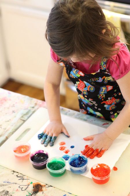 finger painting with homemade finger paints Finger Painting Ideas For Kids, Painting With Fingers, Finger Paint Recipe, Homemade Finger Paint, Paint Recipe, Finger Paints, Children Painting, Finger Paint, Kid Friendly Crafts