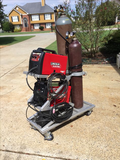 Welding cart. Lincoln. Mig. Tig. Stick. Welding Machine Cart, Welding Workshop Ideas, Mig Welder Cart, Welder Cart, Welding Workshop, Welding Training, Cool Welding Projects, Welding Gear, Welding Shop