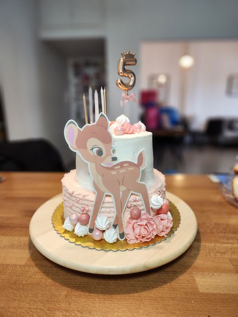 Bambi Baby Shower Cake, Bambi Desserts, Bambi Birthday Cakes, Bambi Cake Topper, Cake Bambi Disney, Bambi Birthday, Bambi Baby, Fairy Garden Birthday Party, Cake Kids