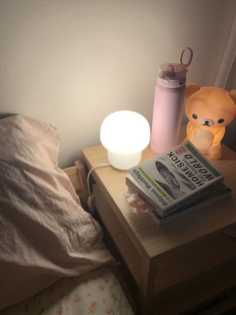 Night Table Aesthetic, Cute Nightstands, Table Aesthetic, Pretty Bedroom, Redecorate Bedroom, Night Table, Pretty Room, Dreamy Room, Dream Room Inspiration