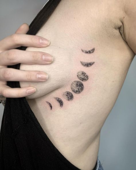 Moon Phase Tattoo Ribs, Back Moon Phases Tattoo, Moon Phases Rib Tattoo, Moon Phases Tattoo Sternum, Moon Phases Tattoo Designs For Women, Moon Phase Rib Tattoo, Moon Phases Tattoo Ribs, Moon Phases Tattoo Thigh, Fineline Moon Phases Tattoo