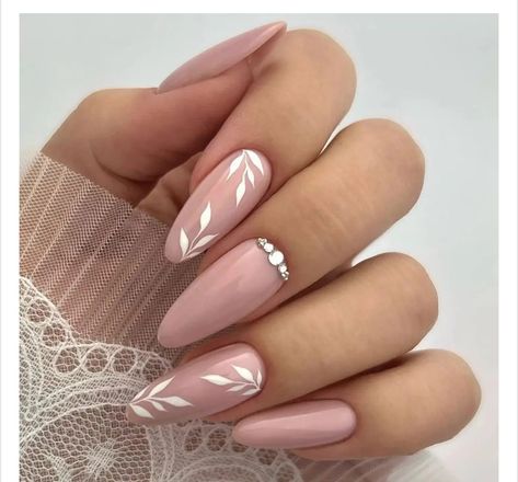 Almond Nails Pastel, Spring Almond Nails, Nails Pastel, Light Pink Nails, Elegant Nail Designs, Wedding Nails For Bride, Wedding Nails Design, Bride Nails, French Tips