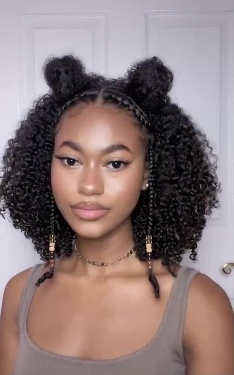 Curly Hairstyles For School | Curly Hairstyle | Curly Hair | Hairstyles For School | Baddie Hairstyles | Curly Bun Hairstyle | Curly Girl | #aesthetic #curly #curlyhairstyles #curlygirl #curlyhairhacks #curlyhairstylesnaturally #baddiehairstyles #tiktok #backtoschoolhairstyles #lowbunhairstyles #baddiehairstyle #baddie #cutehairstyle #cutecurlyhairstyles Braid And Afro Hairstyles, Curly Hair Visor Hairstyles, Aesthetic Hairstyles For Black Women, Formal Afro Hairstyles Natural Hair Updo, Bangs With Natural Hair, Natural Hair Prom Hairstyles Black Women, Styled Afros, Curly Hairstyles For Black Women Easy, Medium Curly Hair Styles Black Women