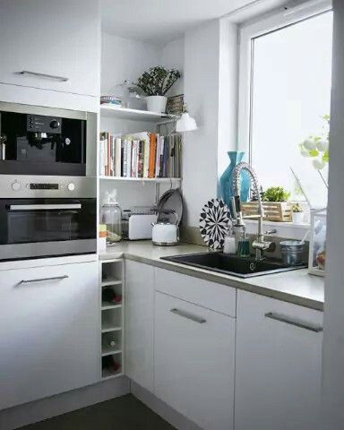 Modern Konyhatervezés, Kitchen Tools Design, Ikea Kitchen Design, Fabulous Kitchens, Kitchen Corner, Belek, Kitchen Plans, Ikea Kitchen, Trendy Kitchen