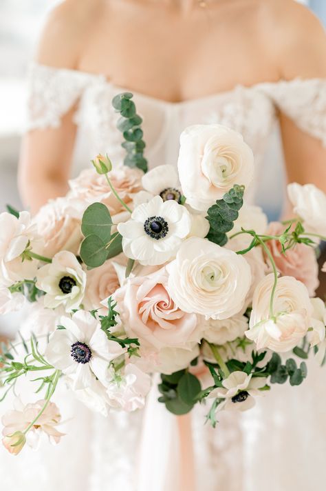 blush and white bridal bouquet Ranaculous Bouquet, Anemone Ranunculus Bouquet, Wedding Flowers With Anemones, Flower Arrangements With Anemones, Blush Ranunculus Bouquet, Blush Pink And White Bouquet, Peony Bridal Bouquet Blush, Wedding Bouquet Ranunculus, Wedding Bouquets Bride 2024