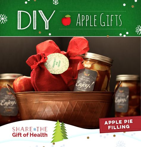 Apple Pie in a Jar makes it easy for anyone to bake up a homemade pie in no time! #DIYAppleGifts Pie Gift Basket, Apple Pie In A Jar, Pie In A Jar, Pie Gifts, Bird In Hand, Diy Apple, Making Baskets, Homemade Food Gifts, Apple Baskets