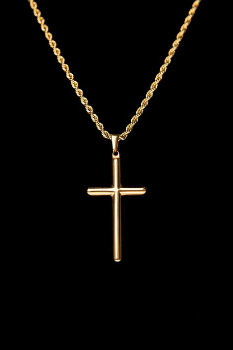 Gold Cross Curb Chain Everyday Necklace 24k Cross Catholic Crucifix Gift MODERN CLASSIC - Add style to a basic look with this solid 24K Gold or 14k White Gold Chain Necklaces. Our diamond-cut beveled links are much more reflective than the standard curb chain for a rich, perfect shine. It is strong and durable for daily wear yet not too thick for a comfortable fit. Wear alone with casual or formal attire for everyday modern elegance, with a favorite pendant for a personal statement or as a great Gold Chain Necklaces, Catholic Crucifix, White Gold Chain, Italian Jewelry, Personal Statement, Everyday Necklace, Coin Jewelry, Perfect Gift For Him, Chain Necklaces