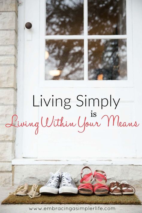 Living Minimally, Living Simple Life, Minimalist Organization, Living Within Your Means, Simple Living Lifestyle, Living Simple, Budget Living, Family Binder, Coconut Bowls