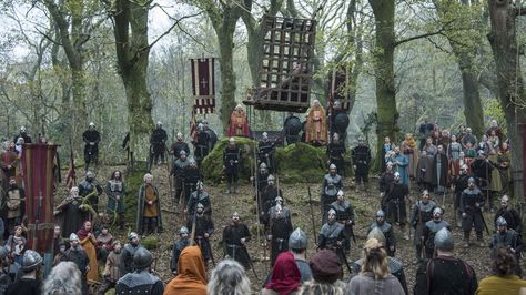 Travis Fimmel as Ragnar (Photo credit: Bernard Walsh) Vikings Season 5, King Ragnar Lothbrok, Vikings Season 4, King Ragnar, Vikings Season, Vikings Tv Show, Viking Beard, Vikings Tv, Travis Fimmel