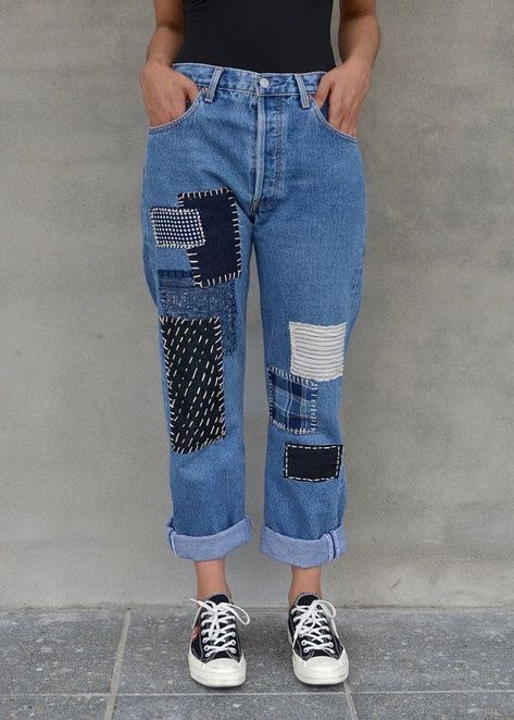 Patchwork Jeans Diy, Patched Jeans Diy, Jean Diy, Jeans With Patches, Ripped Jeggings, Diy Jeans, Diy Vetement, Custom Jeans, Trendy Swimwear