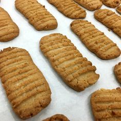 Washboard Cookies, Portuguese Dessert Recipes, Cookies Coconut, Baking Store, Apple Crisps, Coconut Cookies Recipes, Classic Cookies Recipes, Baking Classes, King Arthur Flour