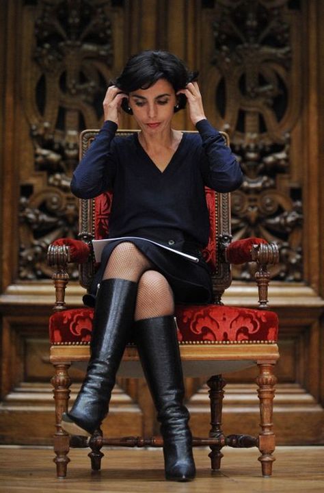 Photos : Rachida Dati : l'ex fashionista du Gouvernement ! Leather Boots Outfit, Riding Boot Outfits, Celebrity Boots, Knee Boots Outfit, Calf High Boots, Jenifer Aniston, Leather High Heel Boots, Seventies Fashion, High Leather Boots