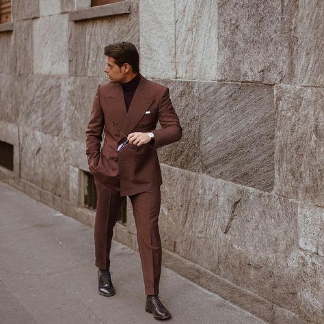 Probably one of my fav colors..A dark brown double-breasted with a burgundy turtleneck in cashmere... Ti Tailored Brown Suit With Double Button Closure, Fitted Brown Double-breasted Suit, Brown Double-breasted Suit With Buttons, Tailored Double-breasted Brown Suit, Brown Double-breasted Suit With Double Button Closure, Burgundy Turtleneck, Brown Suit, Brown Suits, Mens Wear