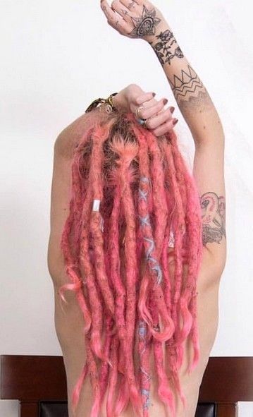 Woman Dreadlocks, Pink Dreadlocks, Pink Dreads, Loc Care, Rasta Hair, Dreads Girl, Beautiful Dreadlocks, Beauty Makeup Photography, Hippie Hair