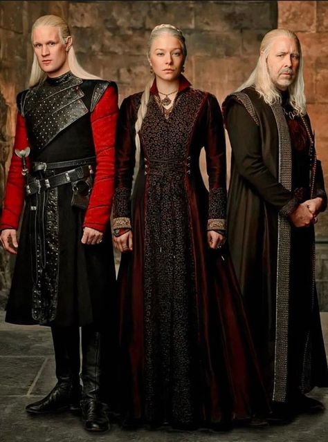 House of the Dragon House Of The Dragon Rhaenyra Costume, House Of The Dragon Rhaenyra Dress, House Of Dragon Halloween Costumes, House Of Dragon Fashion, House Of The Dragon Costume Design, House Of Dragons Costume, House Of The Dragon Fashion, House Of Dragon Outfits, House Of The Dragon Costumes