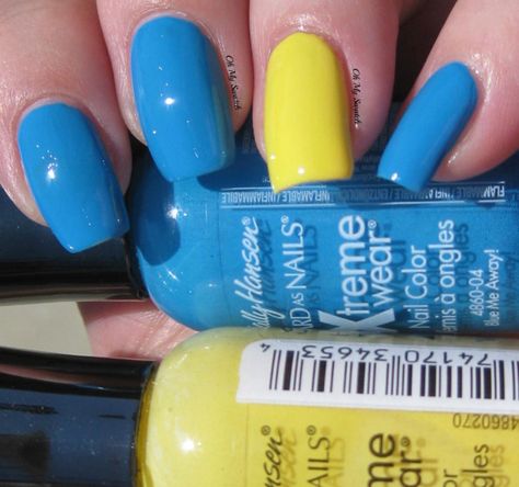 Yellow And Blue Nails, Blue And Yellow Nails, Mail Colors, Summer Time Nails, Nails Easter, Sally Hansen Nail Polish, 2022 Nails, Sweet Nails, Blue Gel Nails