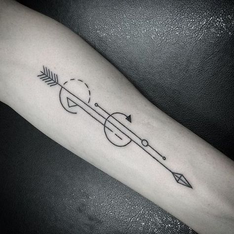 Mens Arrow Tattoo, Tattoo With Meaning, Geometric Arrow Tattoo, Hipster Tattoo, Arrow Tattoo Design, Geometric Arrow, Hamsa Tattoo, Dragon Tattoo For Women, Geometric Tattoo Design