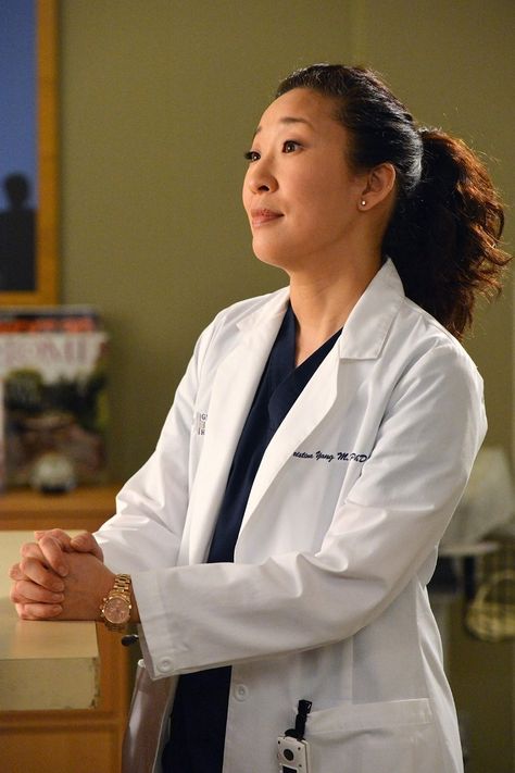 Sandra Oh to Exit 'Grey's Anatomy' (Exclusive) Christina Yang, Callie Torres, Sara Ramirez, Grays Anatomy Tv, Med School Motivation, Greys Anatomy Characters, Derek Shepherd, Cristina Yang, Sandra Oh