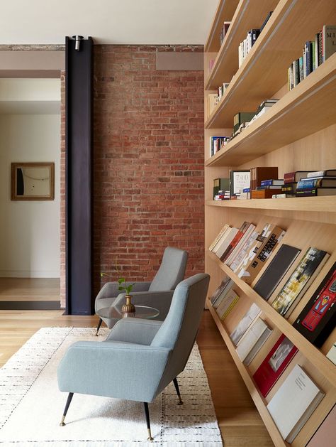 Alyssa Kapito, Orange Furniture, Duplex Design, Bookcase Wall, Vintage Dining Chairs, New York Apartment, Rug Gallery, Design Del Prodotto, Home Library