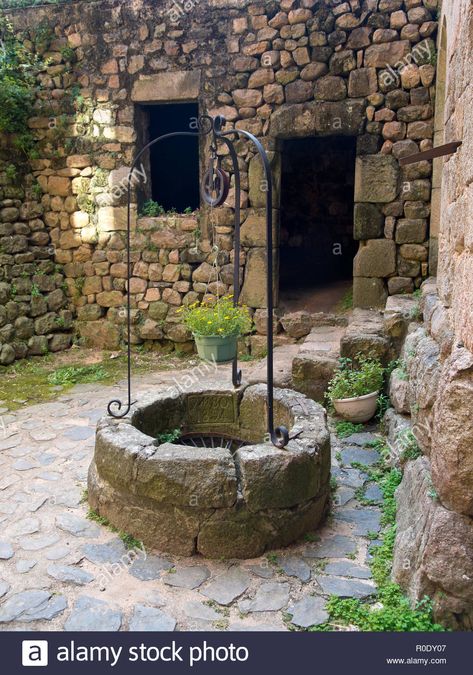 Old Wishing Draw Well in a Gothic Style Castle in France Stock Photo - Alamy How To Build A Fire Pit, Old Well, Fire Pit Area, Home Altar, Contemporary Garden, Iron Work, French Cottage, Side Yard, Wishing Well