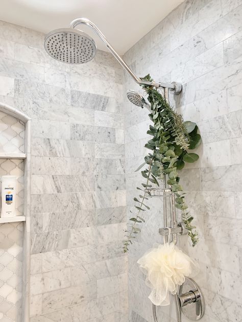 Spa Bathroom Plants Master Bath, Clean Bathroom Aesthetic Shower Curtain, Vines In Shower Decor, Eucalyptus Plant In Bathroom, Bathroom Eucalyptus Decor, Shower Eucalyptus Plant, Eculyptus In Bathroom, Vines In Bathroom, Eucalyptus In Shower Bathroom