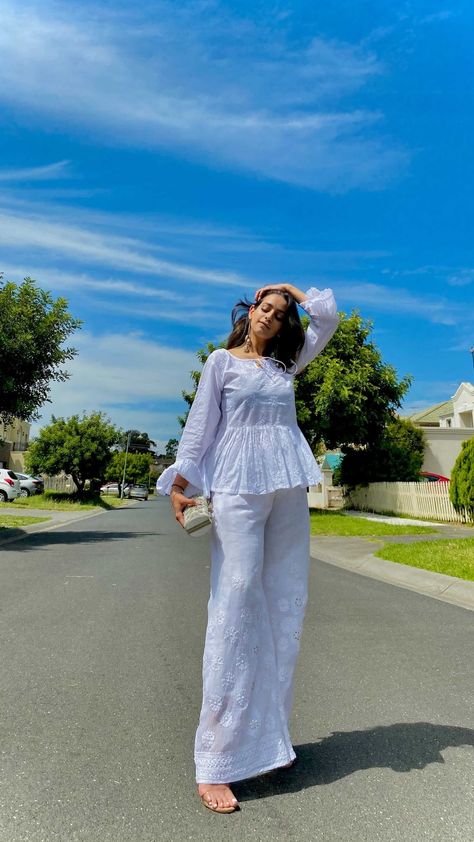 arpitachawlaa on Instagram: Wait till the end to see the showstopper dress 👸 —————— @hls_handcraftedculture making my summer better with Serenity clothing 🤍… White Short Kurti Outfit, Short Kurti And Plazo, White Short Kurti, White Plazo, White Indian Outfit, Showstopper Dress, Desi Love, Short Kurti, Short Dresses Casual