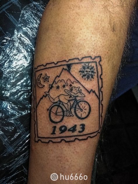 Lsd Tattoo Ideas, Lsd Tattoo, Totem Tattoo, Hippie Tattoo, Bike Tattoos, L Tattoo, Cool Arm Tattoos, Medusa Tattoo, Book Tattoo