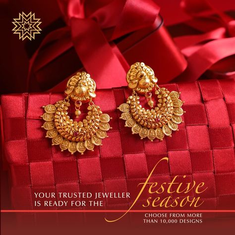 Manubhai Jewellers | Gold & Diamond Jewellers in Borivali, Mumbai New Antique Gold Jewellery, Chandh Balies Gold Earrings, Antique Earrings Jhumka, Kasu Earrings Gold, Jumka Earrings Gold, Fancy Earrings Gold, Antique Earrings Gold, Chand Bali Earrings Gold, Gold Diamond Necklace Set