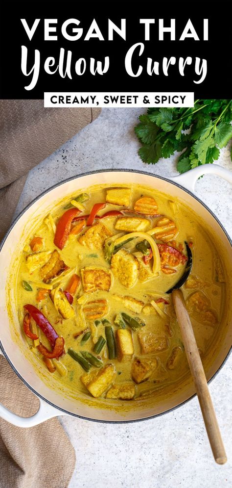 Thai Yellow Curry Vegetarian, Yellow Thai Curry Recipe Vegetarian, Yellow Curry Vegan, Vegan Coconut Milk Recipes, Tofu Yellow Curry, Yellow Thai Curry Recipe, Yellow Curry Noodles, Yellow Curry Thai, Campervan Meals