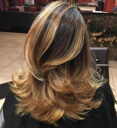 Golden Blonde Balayage Ombre Carmel Brown Hair, Blonde Balayage Ombre, Golden Blonde Balayage, Golden Ombre, Rich Brunette Hair, The Right Hairstyles, Highlights For Dark Brown Hair, Blonde Ombre Balayage, Strawberry Blonde Highlights