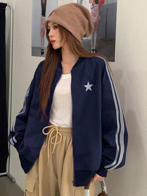 Blue Fleece Jacket Outfit, Navy Blue Winter Outfit, Navy And White Outfit, Navy Jacket Outfit, Outfit Ideas Blue, Fleece Jacket Outfit, Star Jacket, Estilo Y2k, Navy Blue Jacket