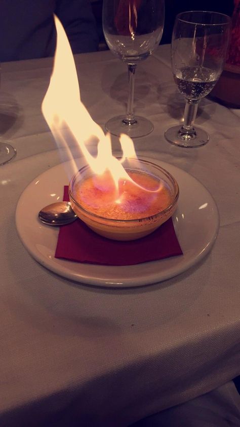 (I ATE) Créme Brûlée Flambee from Santana 1959 in Rome Italy! [1920x1080] . Flambee Dessert, Ice Party, Dessert Bar, Creme Brulee, Fire And Ice, Dinner Parties, Beautiful Food, Dessert Bars, Rome Italy