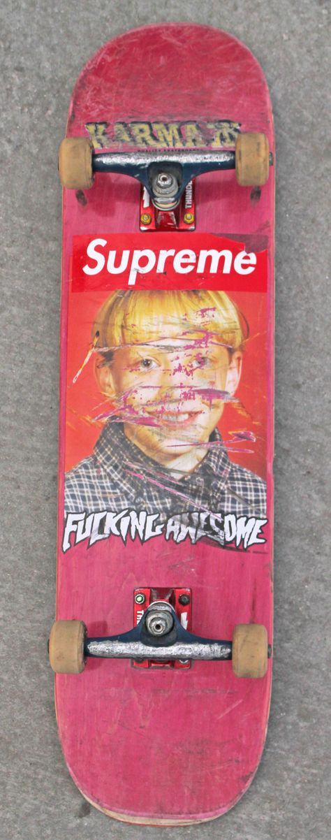 #supreme #skate #fuckingawesome Hockey Skateboards, Skate 2, Sean Pablo, Skate 4, Skateboard Aesthetic, Skateboard Deck Art, Skateboard Art Design, Skate Photos, 90s Skate