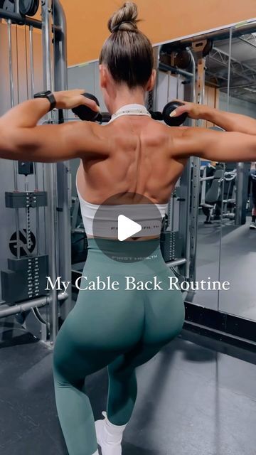 Kneeling Cable Pulldown, Face Pulls With Rope, Cable Workouts For Women, Cable Back Workout, Face Pull Exercise, Trapezius Workout, Back Cable Workout, Straight Arm Pulldown, Upper Body Workout Gym