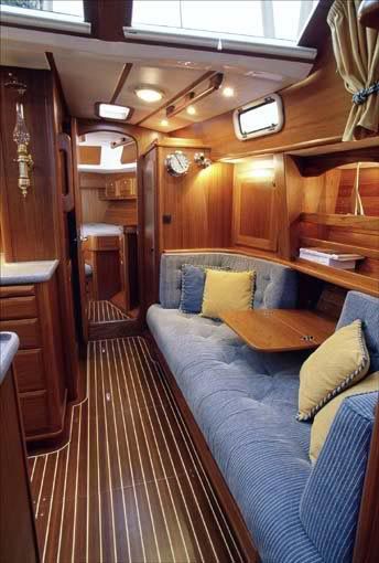 Boat Interior Design, Sailboat Interior, Sailboat Living, Boat Decor, Yacht Interior, Boat Interior, Wood Boats, Floating House, Yacht Boat