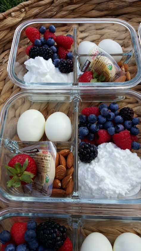 Breakfast Bento Boxes, Breakfast Bento, Packed Breakfast, Clean Food Crush, Food Crush, Protein Packed Breakfast, Bento Boxes, Clean Food, Lunch Meal Prep