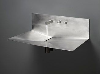 Wall-mounted stainless steel washbasin LAVANDINO Metal Sink, Commercial Sink, Washbasin Design, Stone Sink, Sink Design, Stainless Steel Sinks, Kitchen Taps, Steel Wall, Design Minimalista