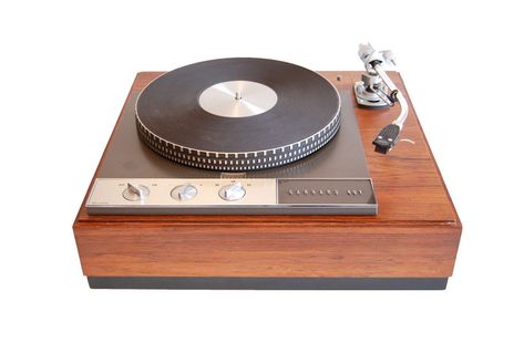 The 8 best vintage turntables Garrard Turntable, Record Player Vintage, Turntable Vintage, Audiophile Turntable, Audiophile Listening Room, Direct Drive Turntable, Hifi Audiophile, J Dilla, Vintage Record Player